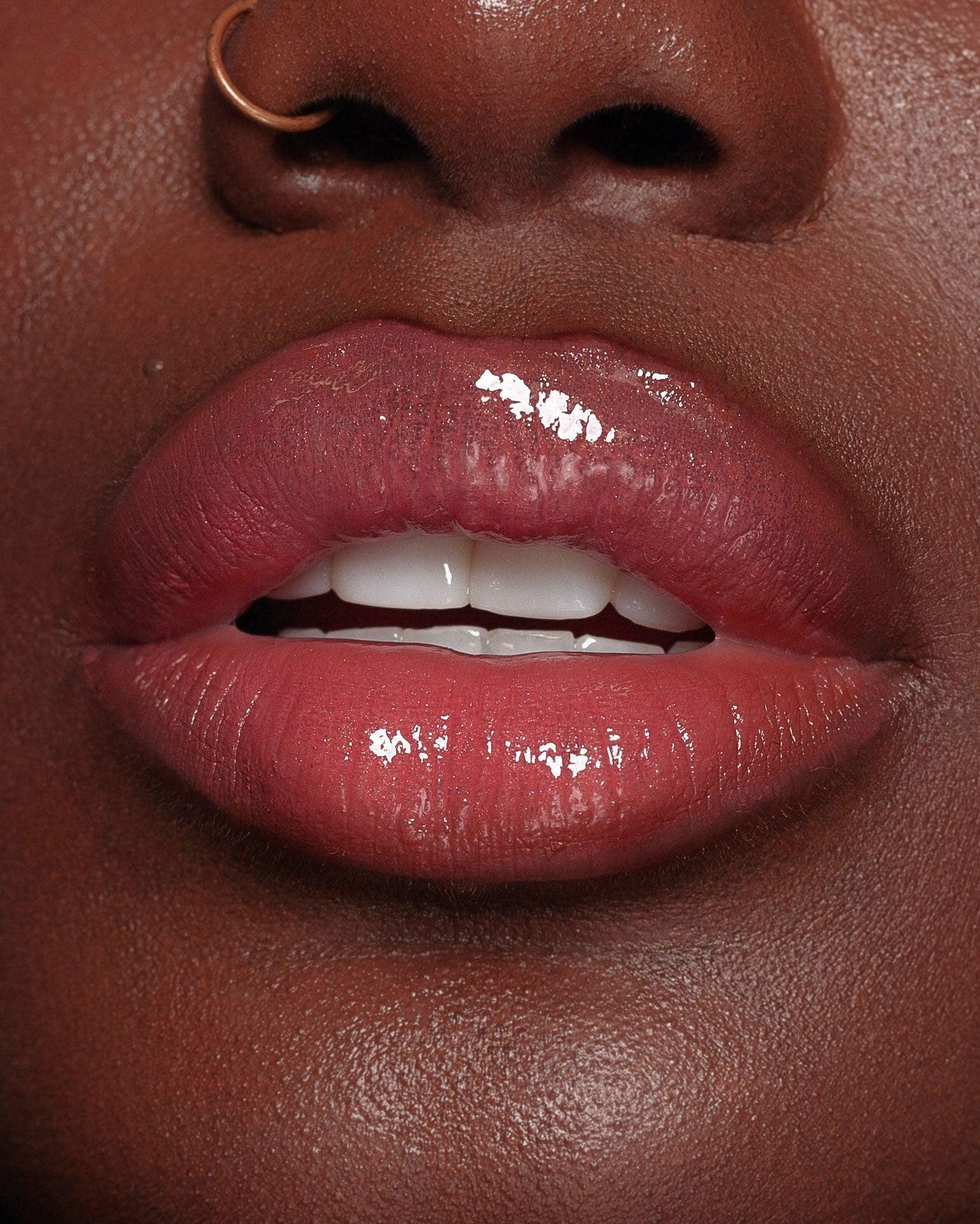 Candy Kiss Lip Oil - KASH Beauty