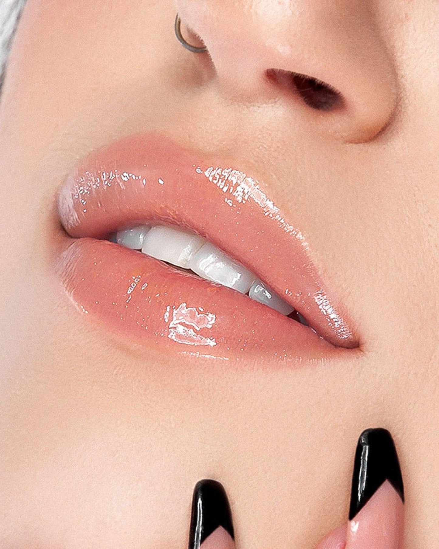 Starlight Lip Gloss - KASH Beauty