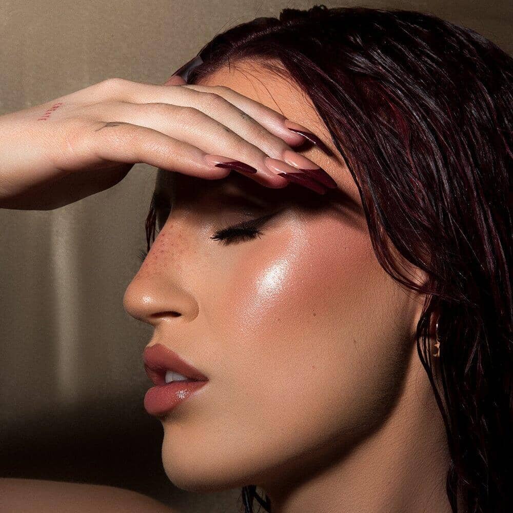 Get Glazed this summer with KASH Beauty's new illuminating Rose Quartz Blush and Gold Beam Highlighter