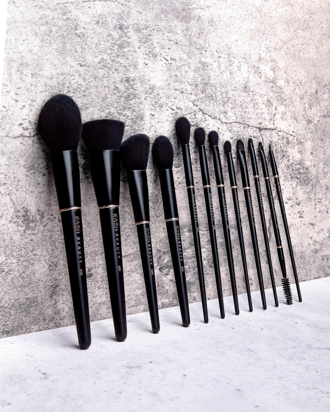 Kash Beauty Brush Set in top 5 brush sets right now!  - KASH Beauty